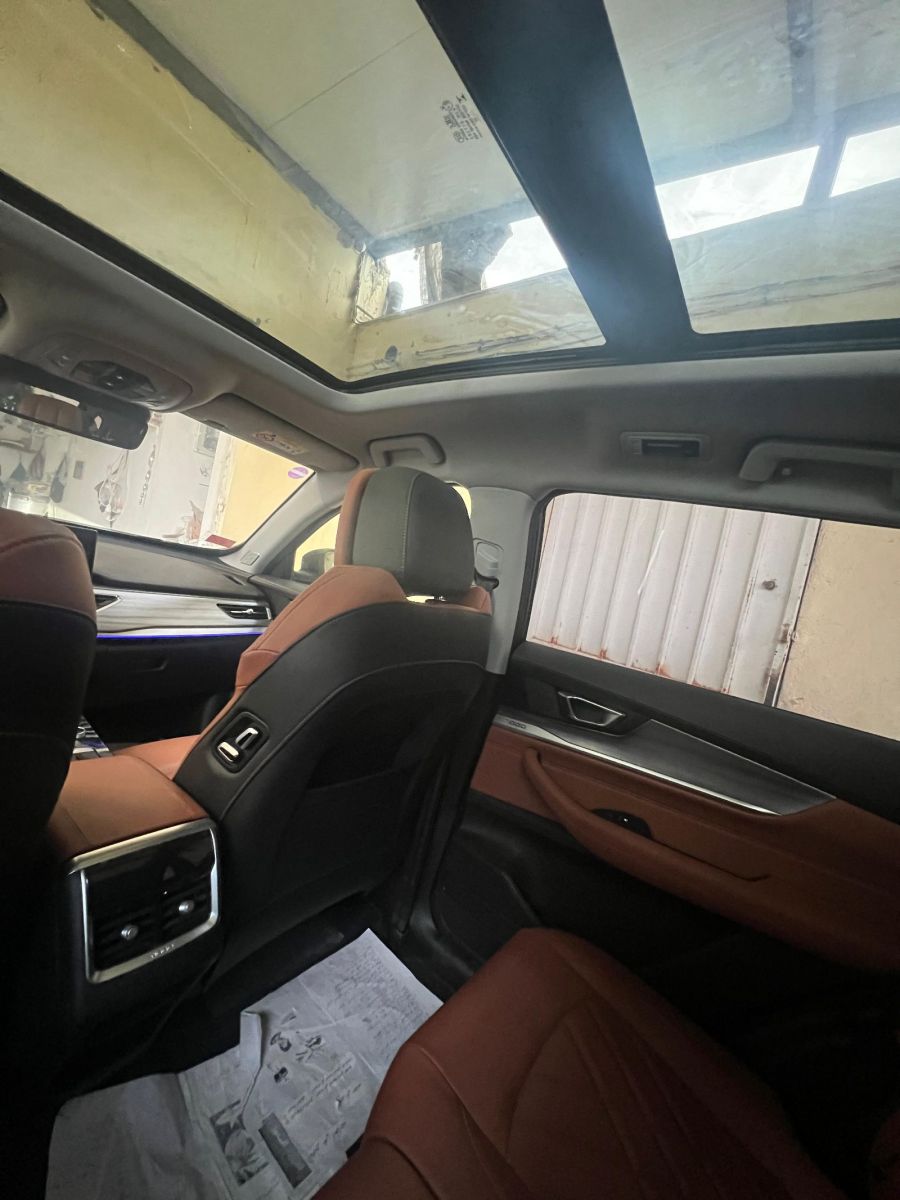 Chery Tiggo 8 Pro à Sfax - Photo 15