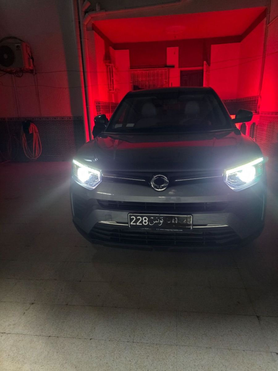 Ssangyong Tivoli Classy Secure à Sfax - Photo 3