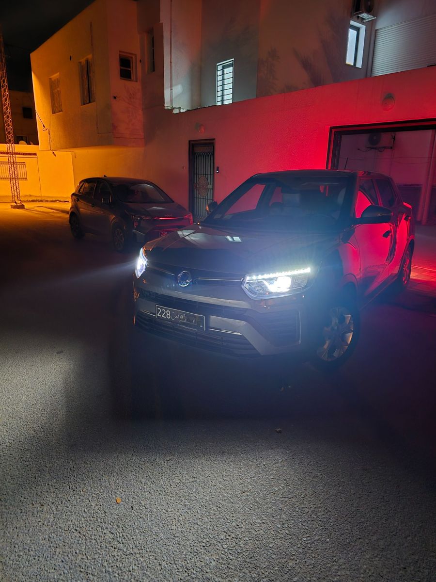 Ssangyong Tivoli Classy Secure à Sfax - Photo 6