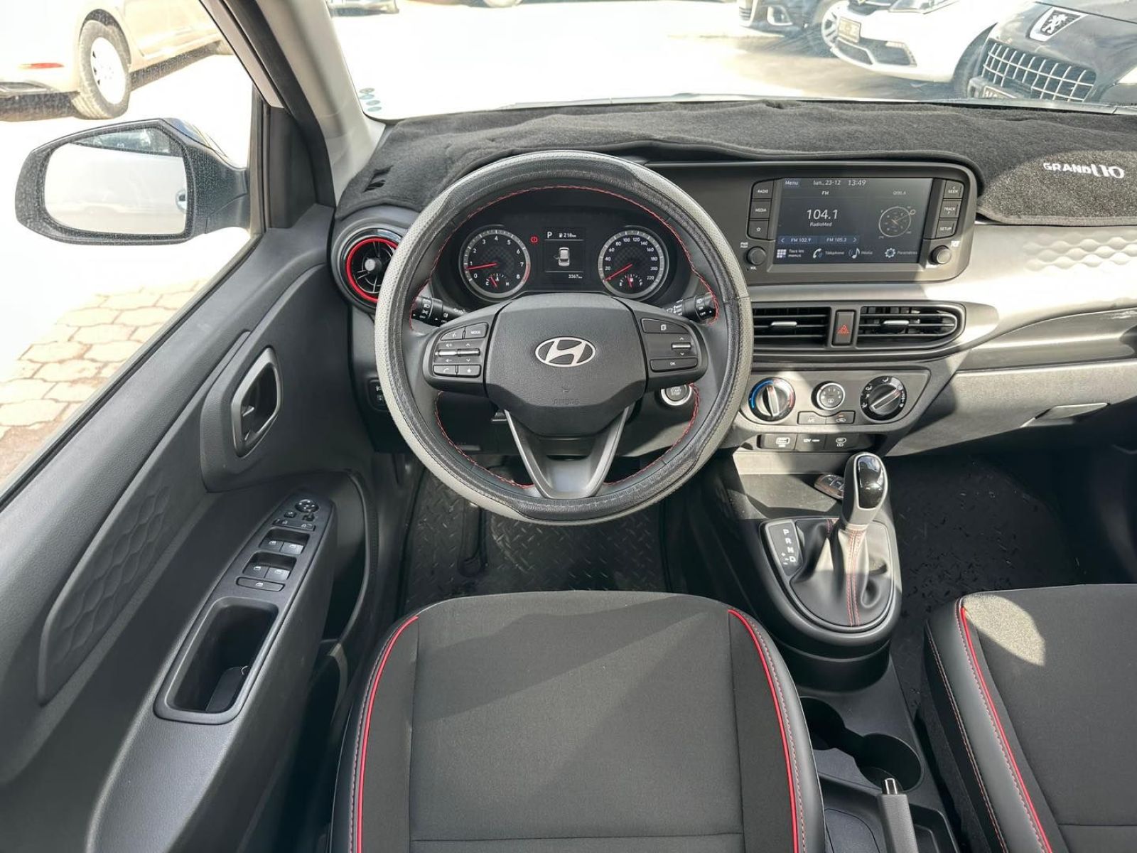Hyundai Grand i10 High Grade à Tunis - Photo 7