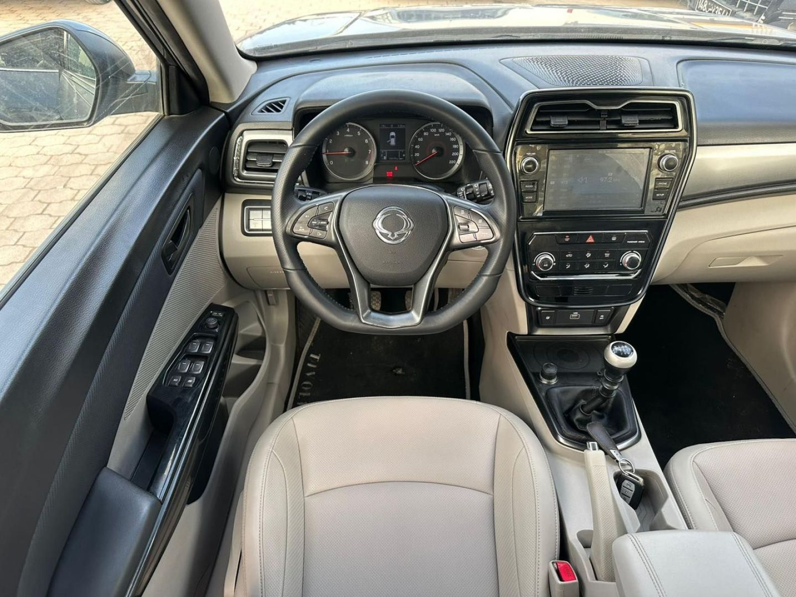 Ssangyong Tivoli Confort à Ariana - Photo 7