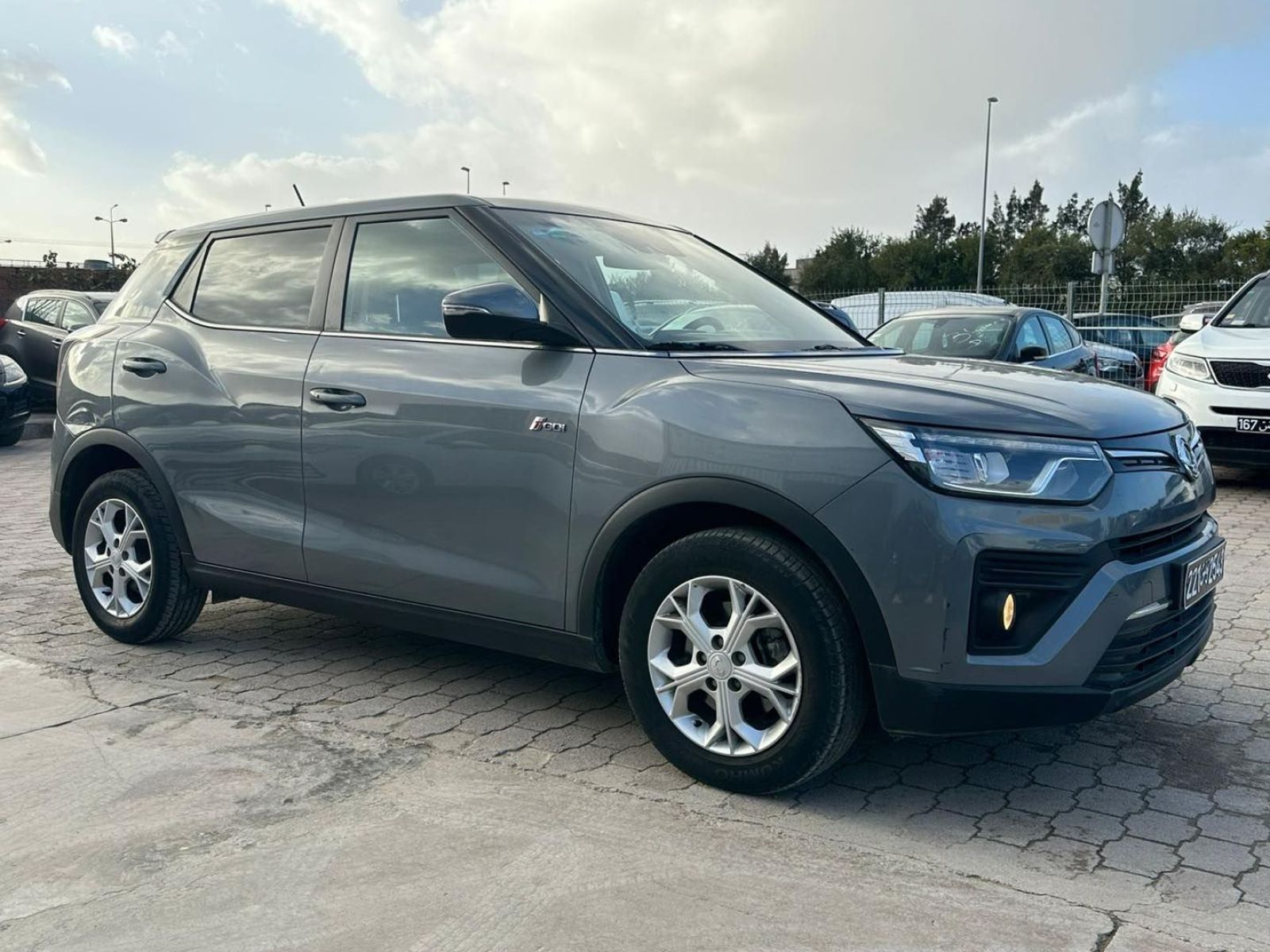 Ssangyong Tivoli Confort à Ariana - Photo 3