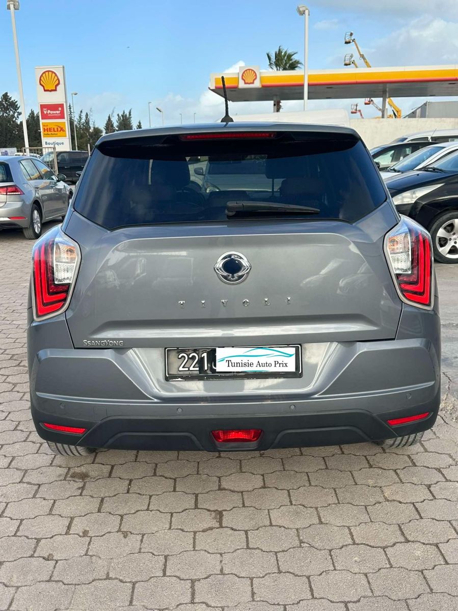 Ssangyong Tivoli Confort à Ariana - Photo 11