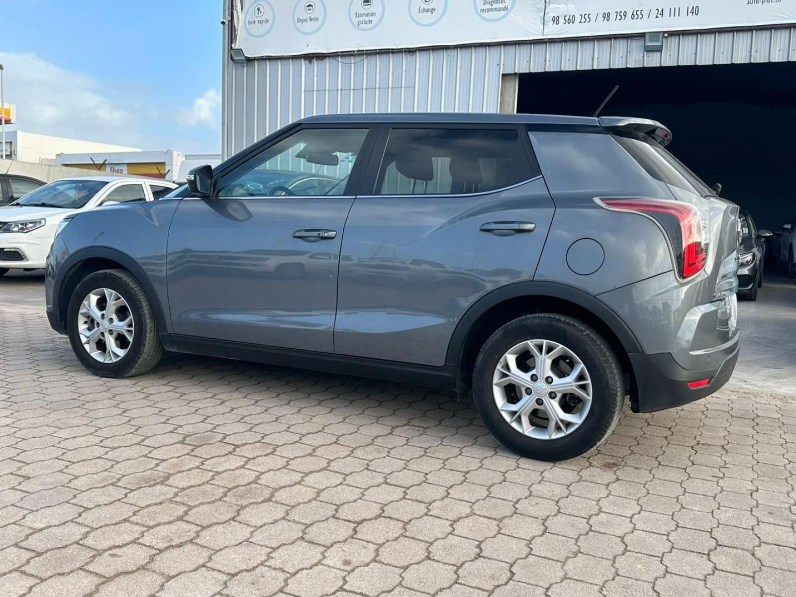 Ssangyong Tivoli Confort à Ariana - Photo 2