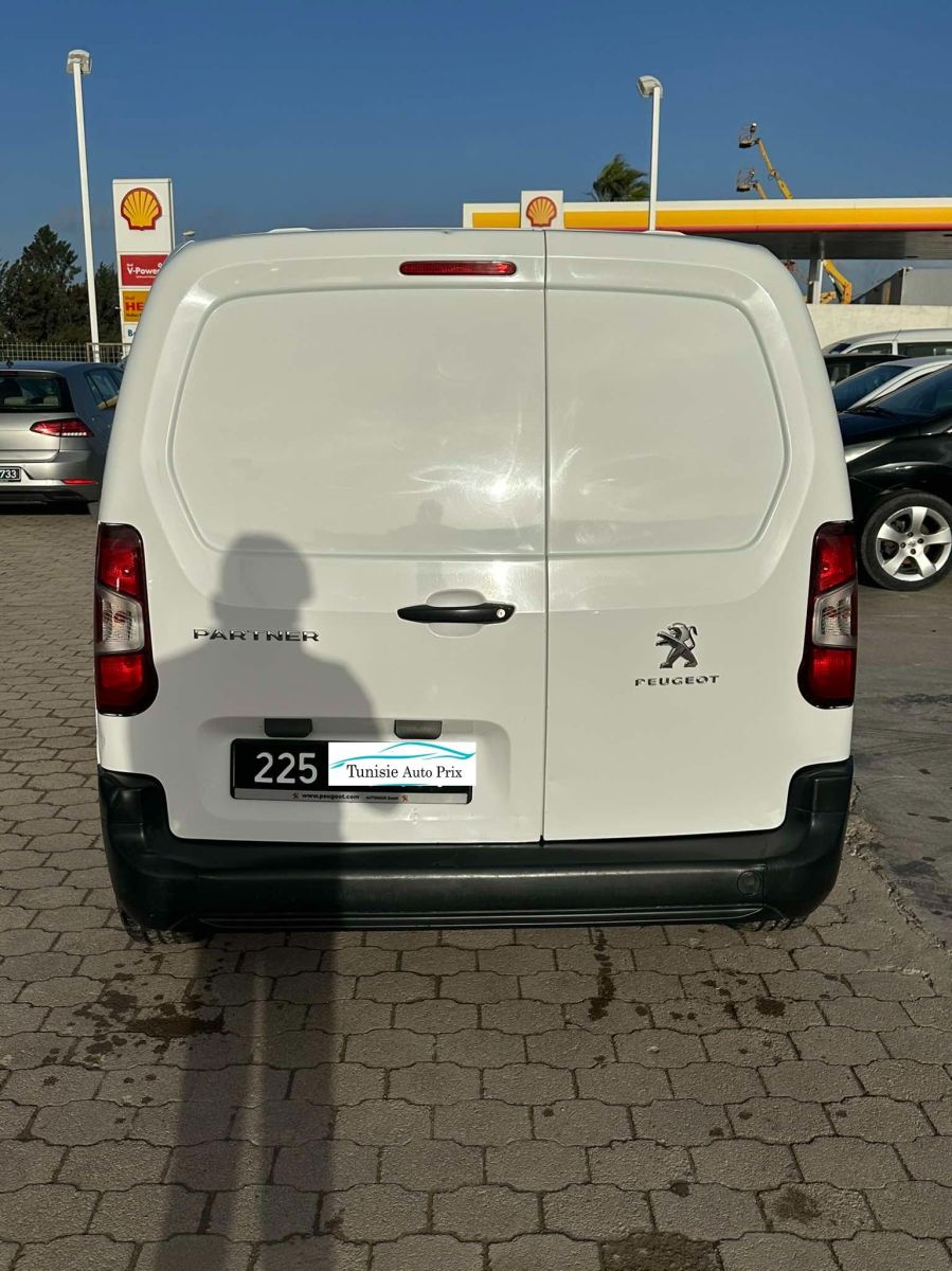 Peugeot Partner K9 à Ben Arous - Photo 11