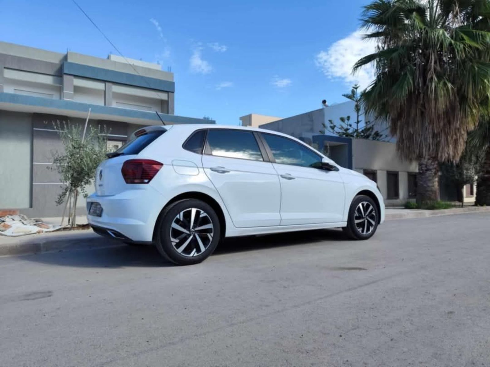 Volkswagen Polo R-Line à Tunis - Photo 9
