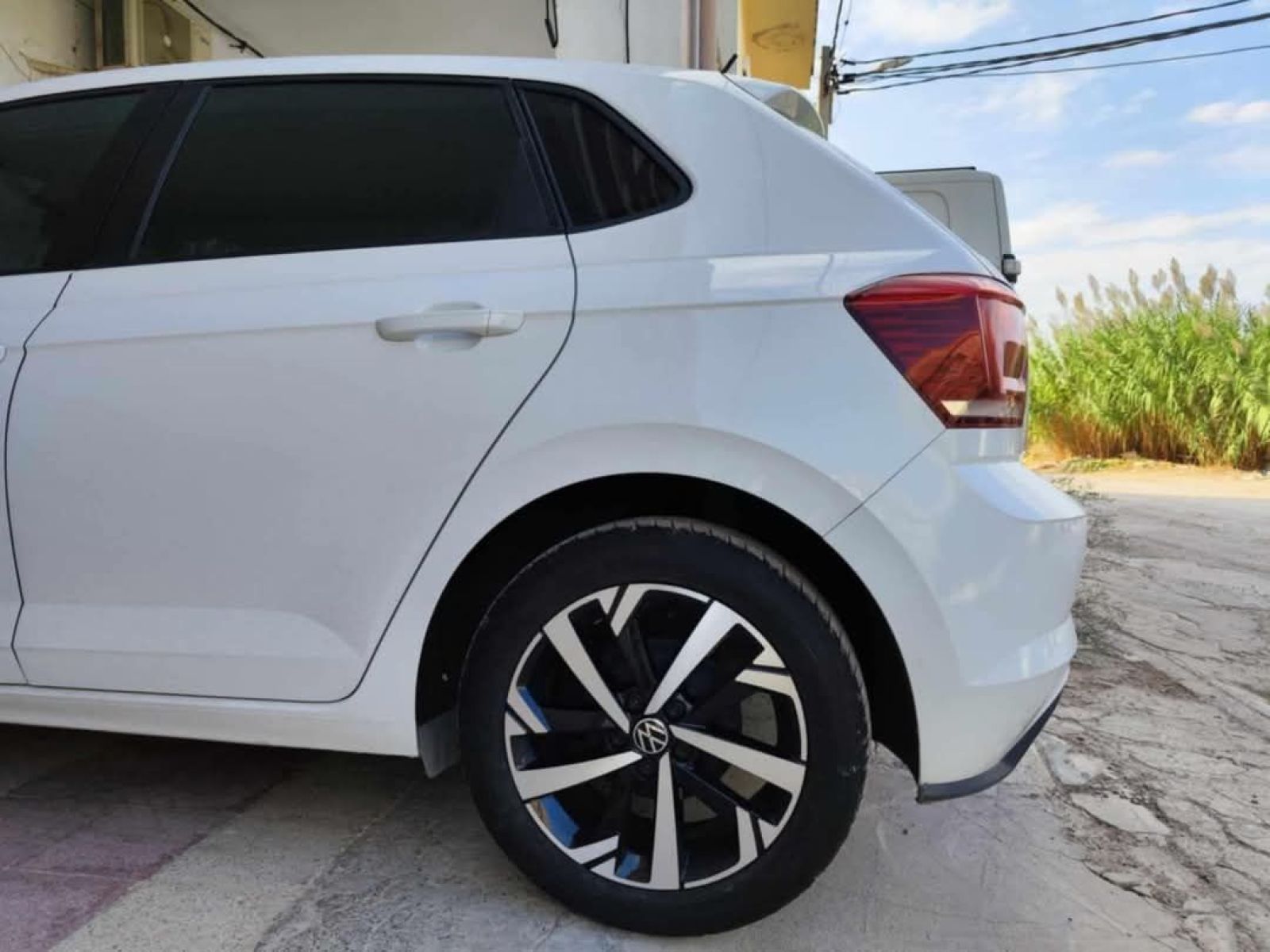 Volkswagen Polo R-Line à Tunis - Photo 6