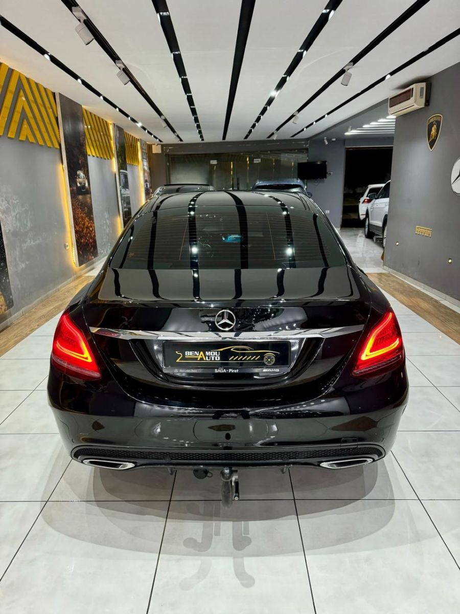 Mercedes-Benz Classe C AMG à Tunis - Photo 3
