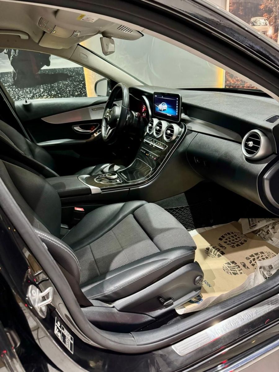 Mercedes-Benz Classe C AMG à Tunis - Photo 10
