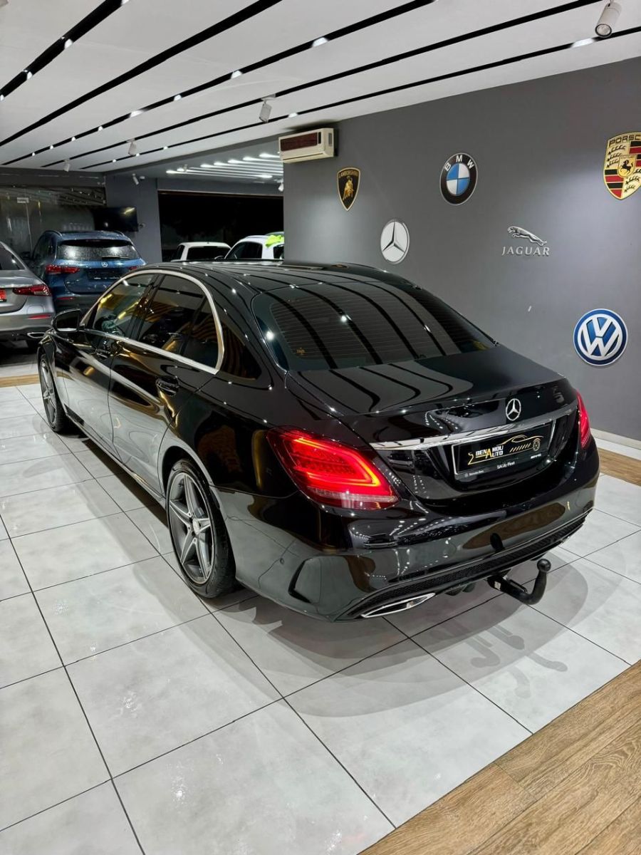Mercedes-Benz Classe C AMG à Tunis - Photo 5
