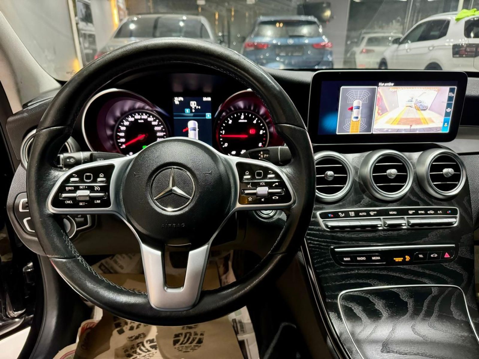 Mercedes-Benz Classe C AMG à Tunis - Photo 13