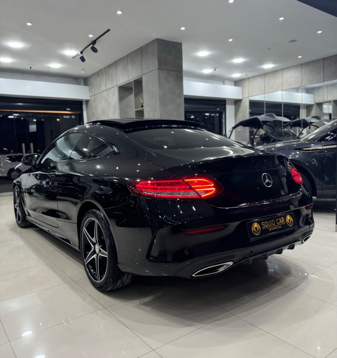 Mercedes-Benz Classe C coupé AMG à Tunis - Photo 3