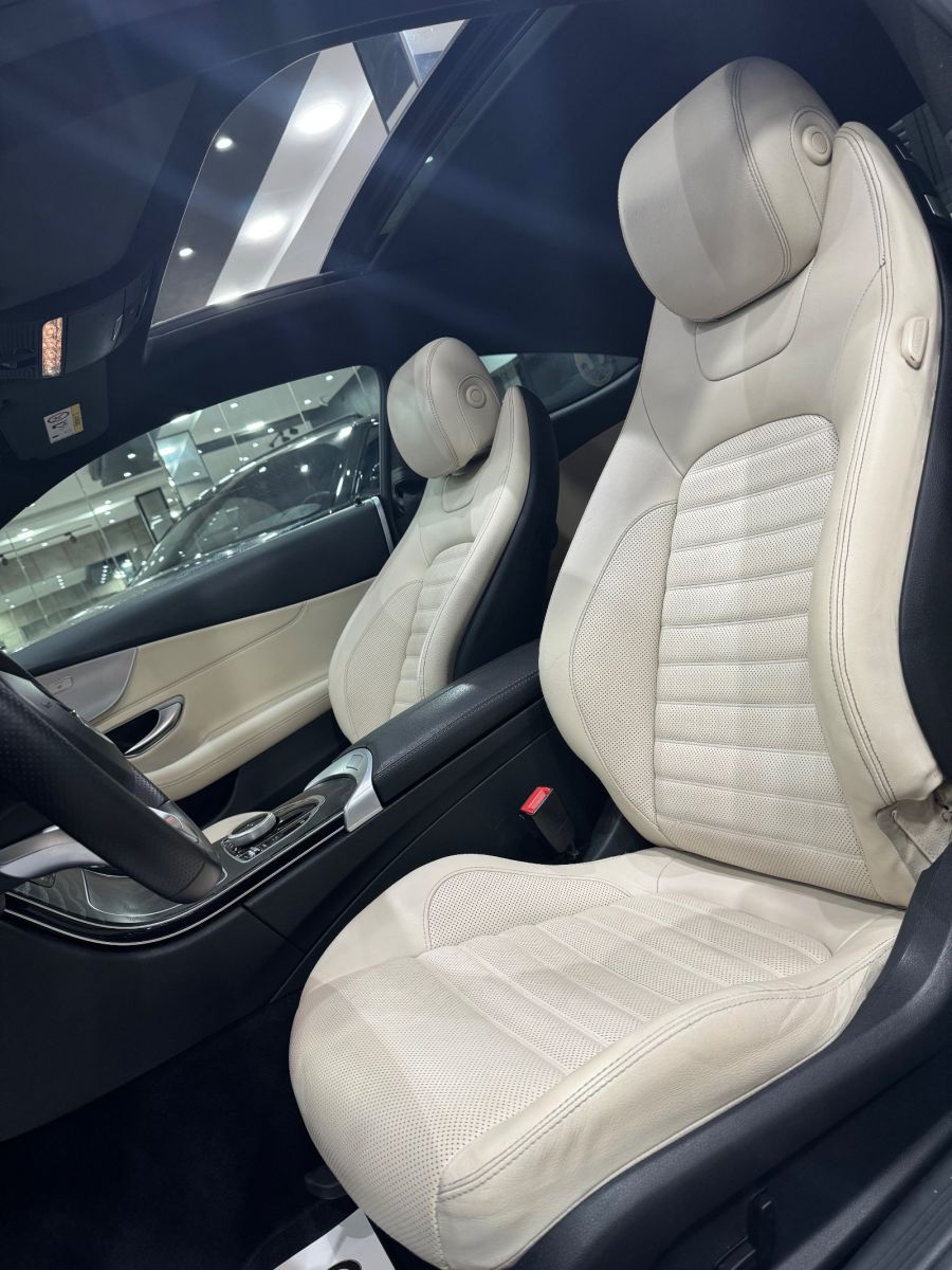 Mercedes-Benz Classe C coupé AMG à Tunis - Photo 13
