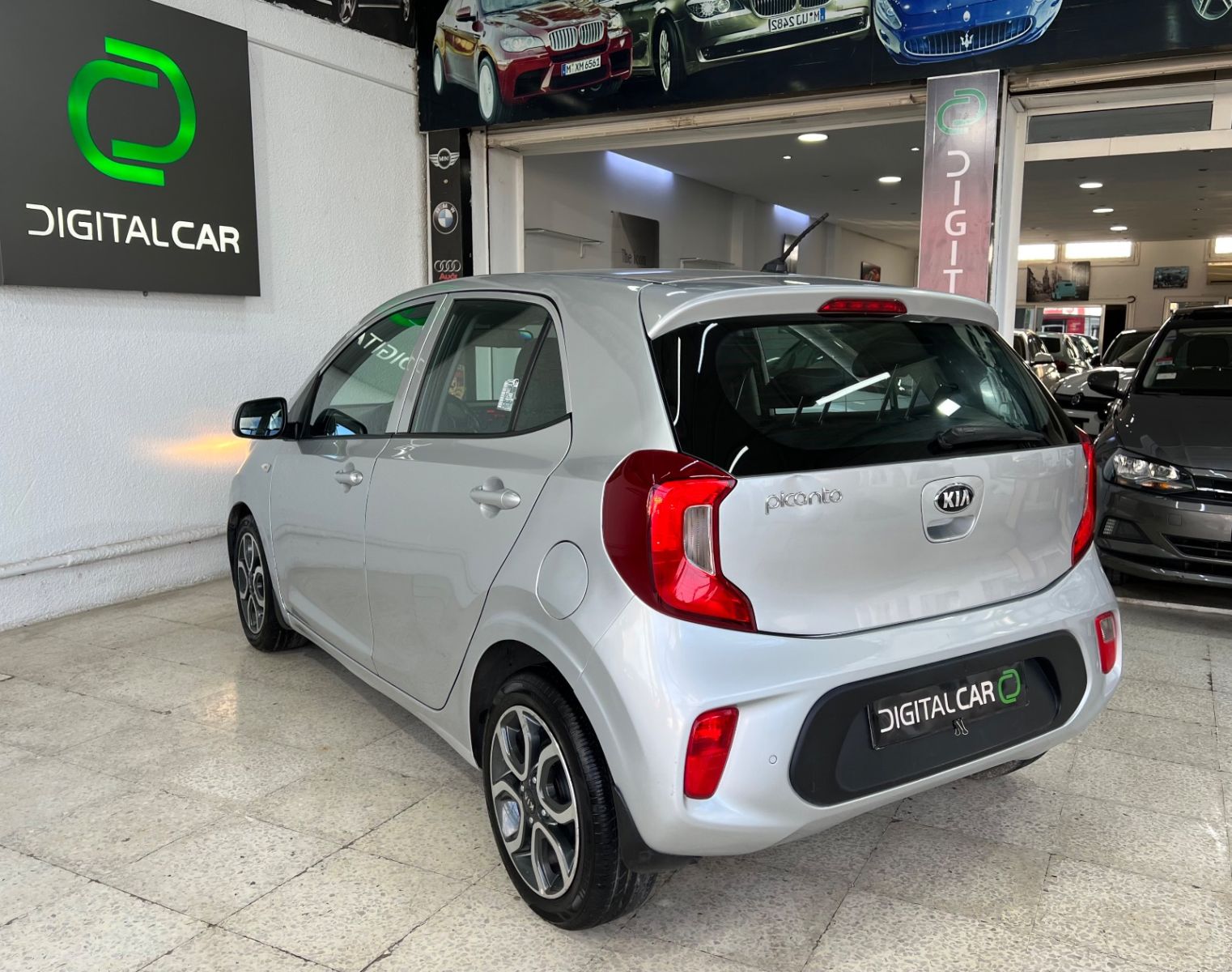 KIA Picanto à Tunis - Photo 8