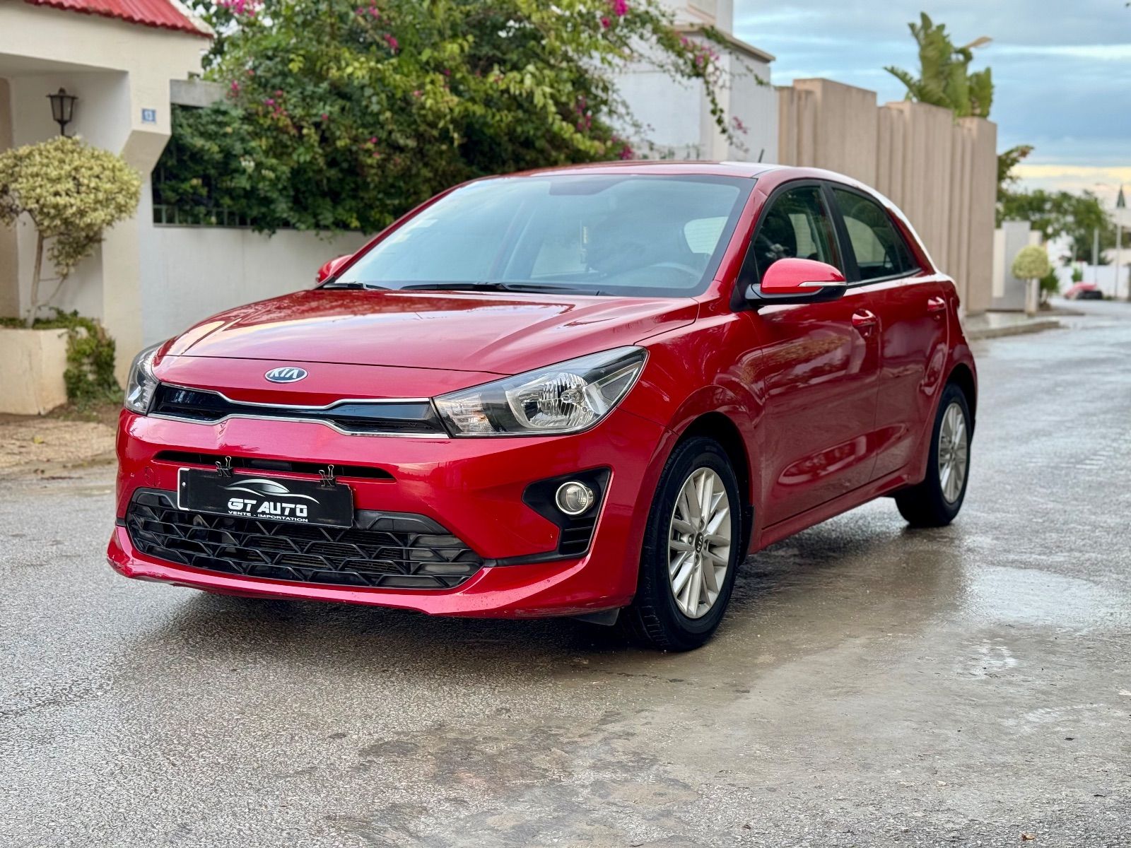 KIA Rio 5p GT-Line à Tunis - Photo 4