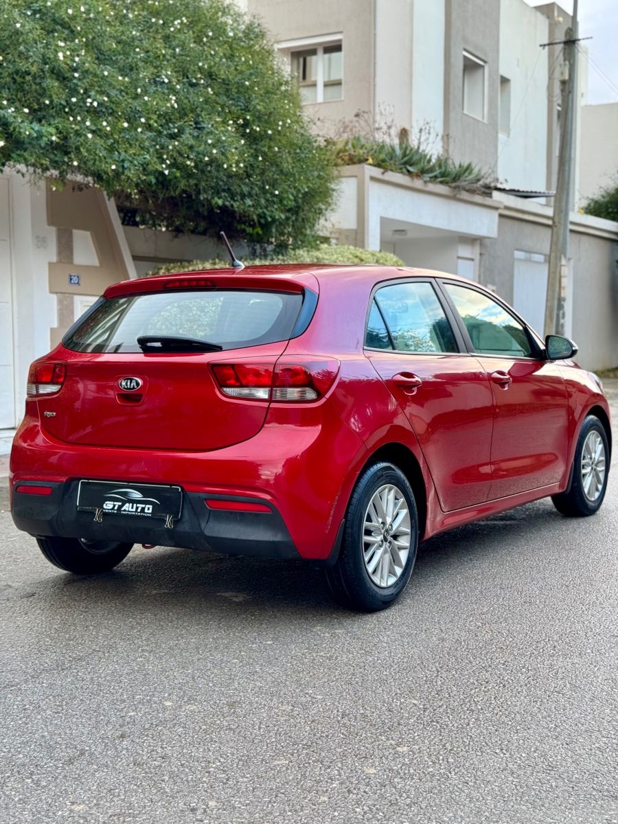 KIA Rio 5p GT-Line à Tunis - Photo 8
