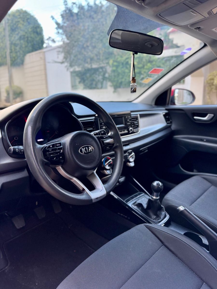KIA Rio 5p GT-Line à Tunis - Photo 22