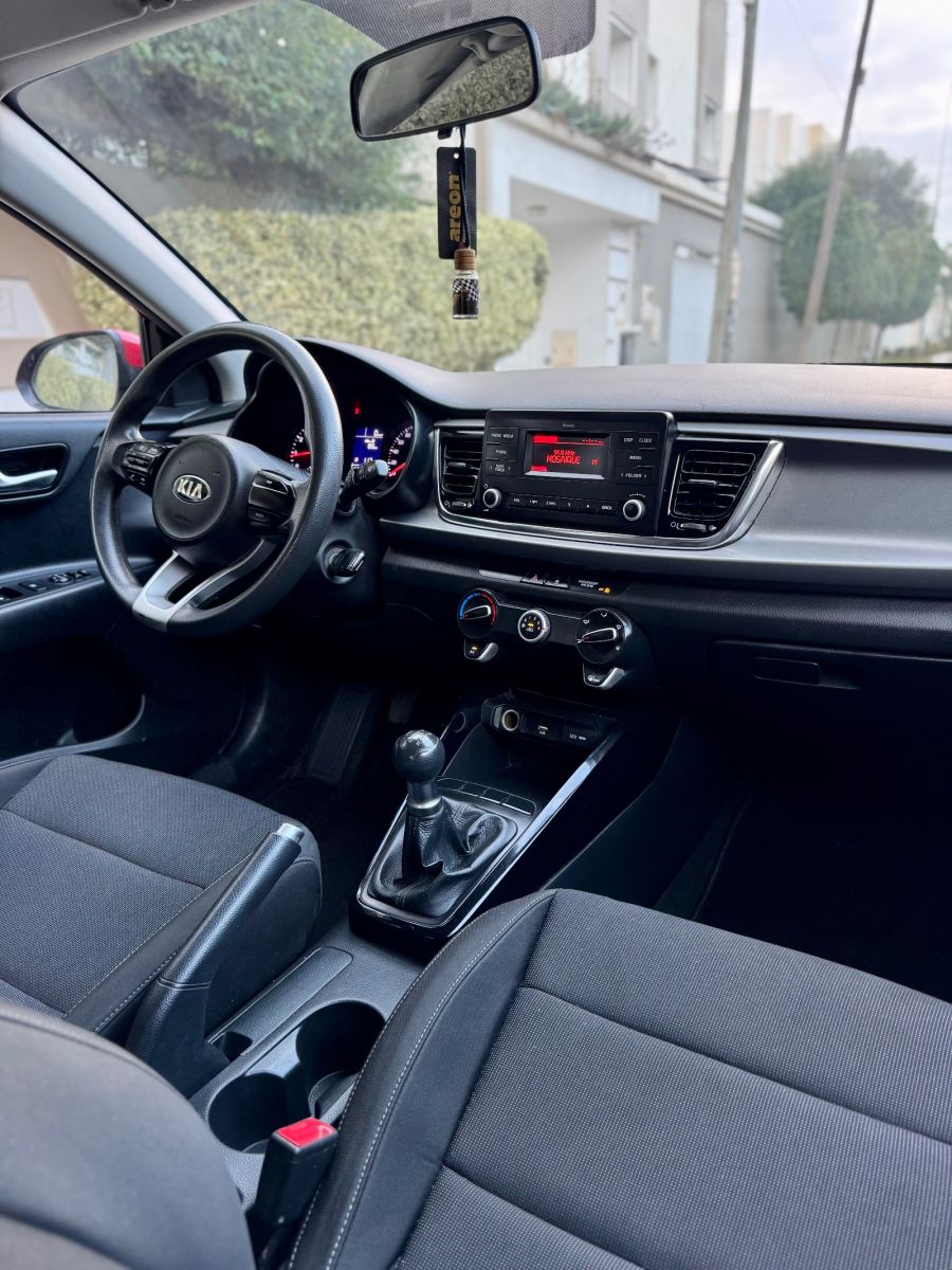 KIA Rio 5p GT-Line à Tunis - Photo 20