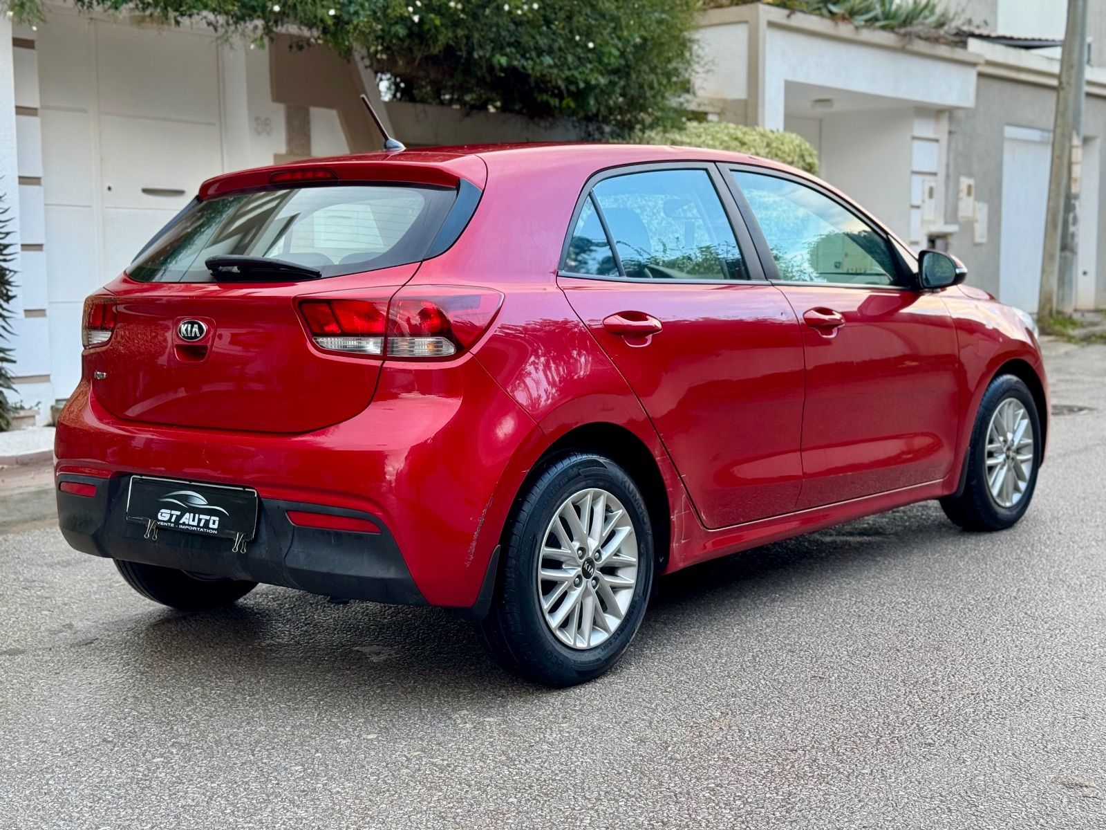 KIA Rio 5p GT-Line à Tunis - Photo 12