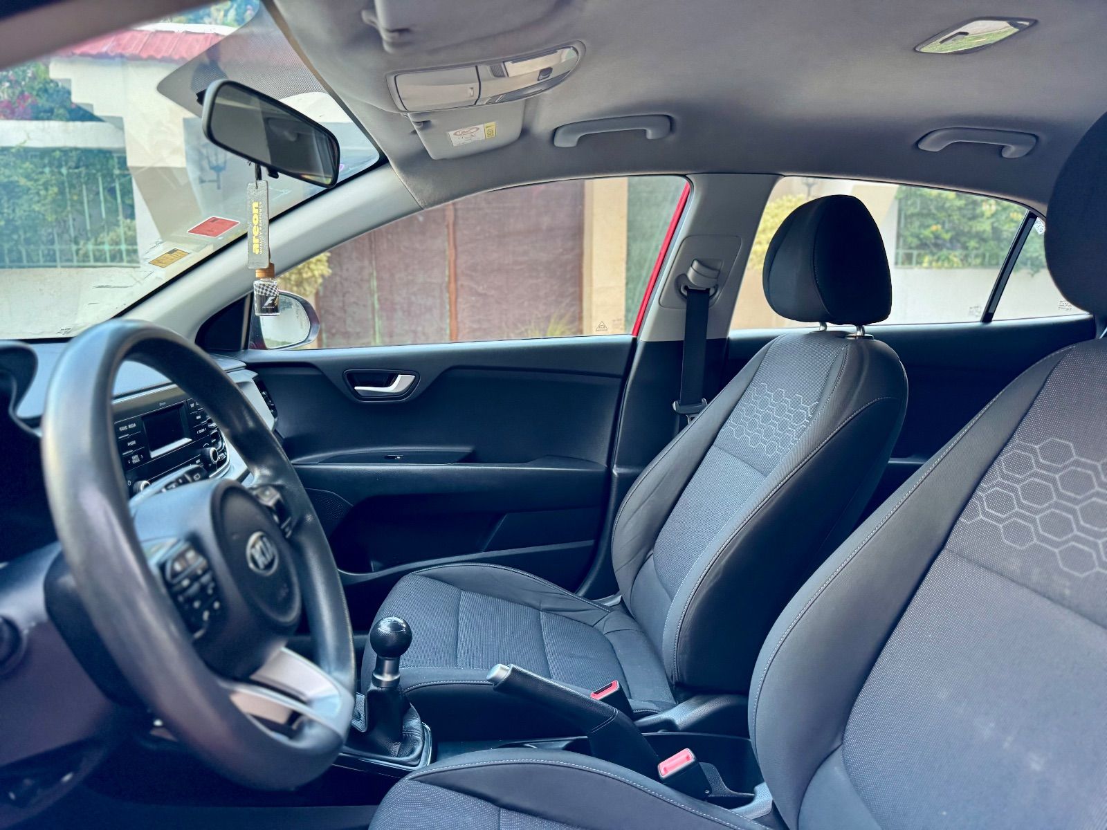 KIA Rio 5p GT-Line à Tunis - Photo 16