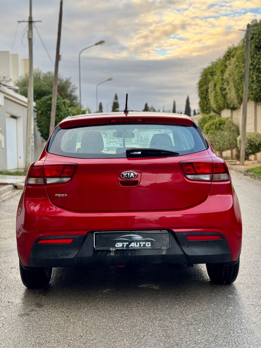 KIA Rio 5p GT-Line à Tunis - Photo 10