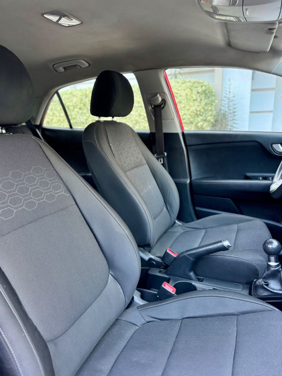 KIA Rio 5p GT-Line à Tunis - Photo 17