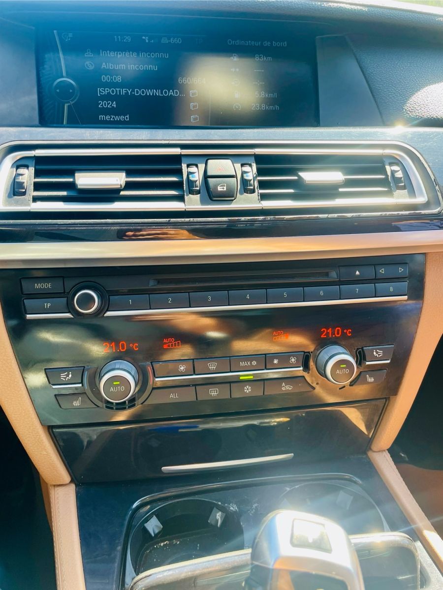 BMW Série 7 740LI à Tunis - Photo 10