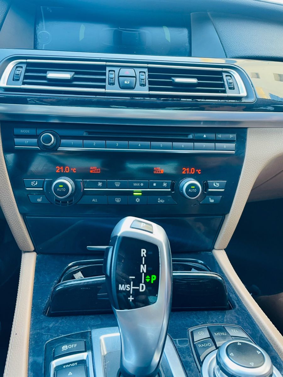 BMW Série 7 740LI à Tunis - Photo 6