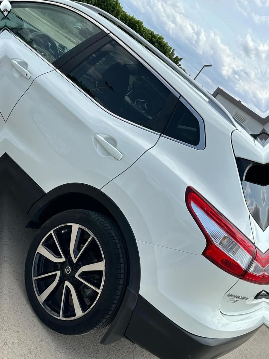 Nissan Qashqai Tekna High à Tunisie - Photo 1