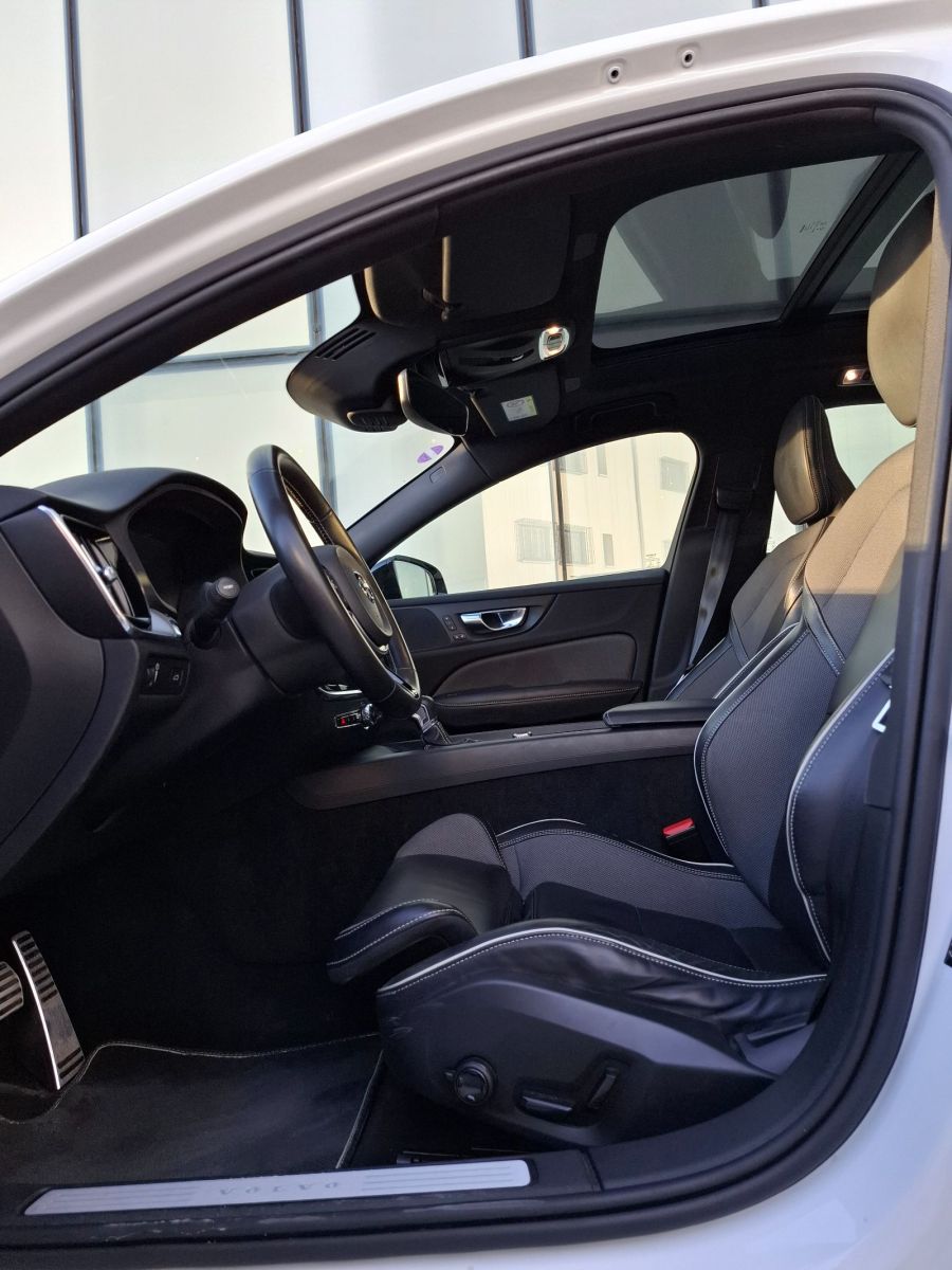 Volvo S60 Plus Dark à Tunis - Photo 4