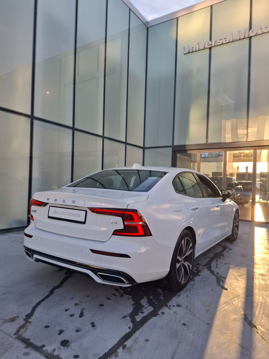 Volvo S60 Plus Dark à Tunis - Photo 8