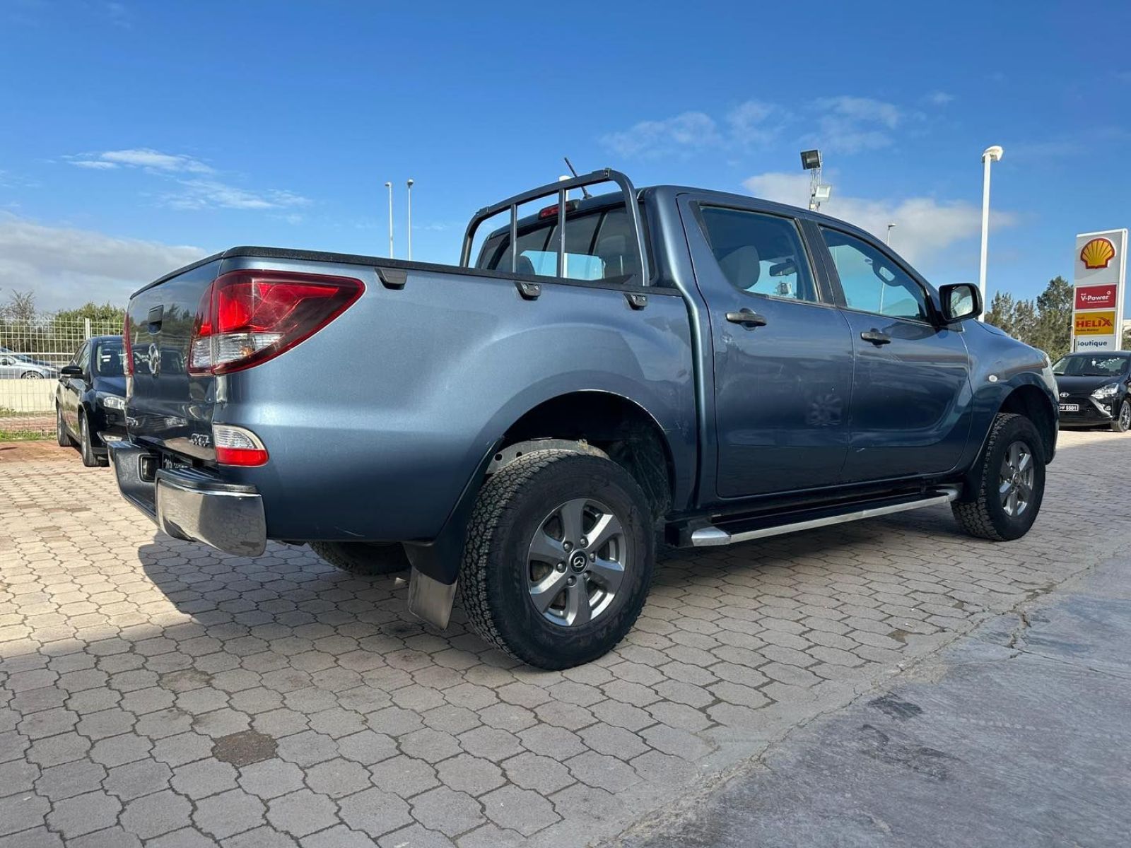 Mazda BT-50 Double cabine MID à Ben Arous - Photo 5