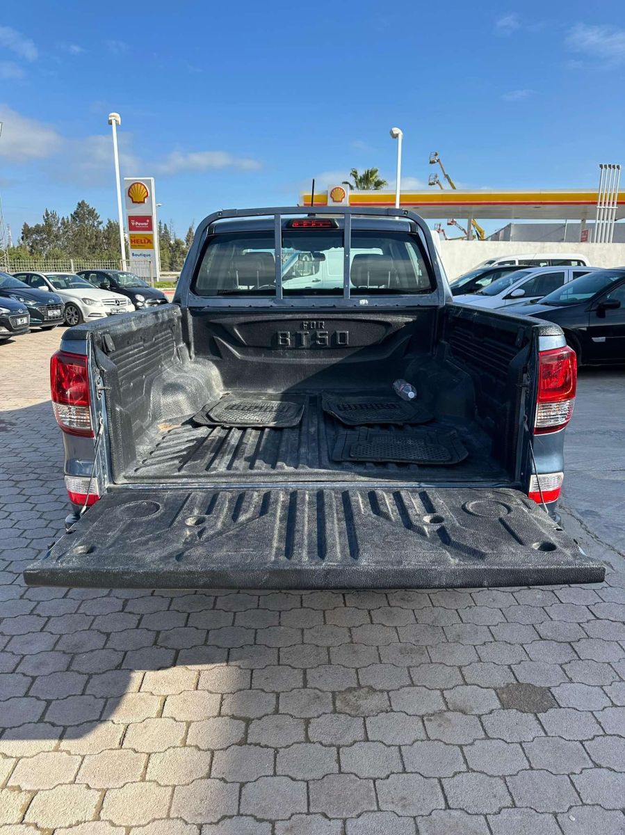 Mazda BT-50 Double cabine MID à Ben Arous - Photo 12