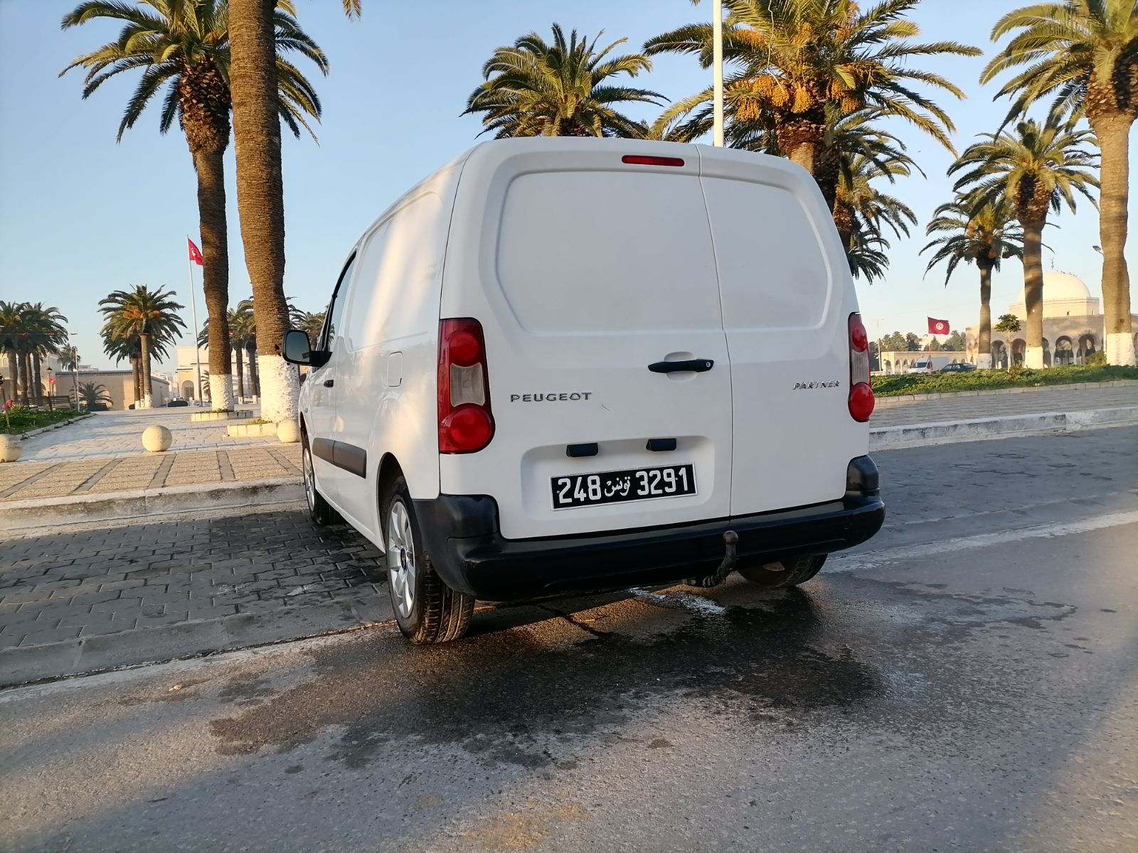 Peugeot Partner à Tunis - Photo 7