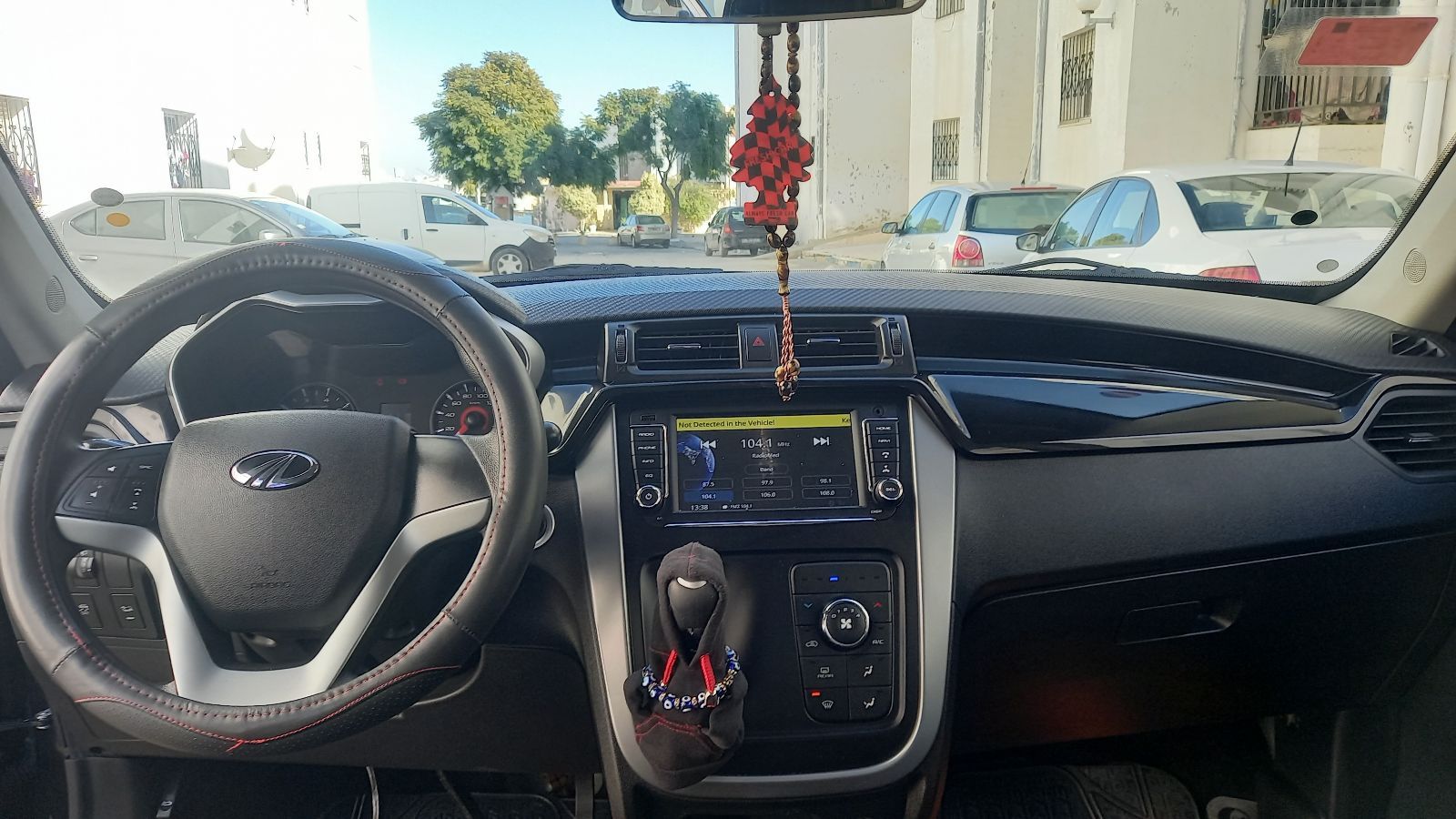 Mahindra KUV 100 K6+ à Nabeul - Photo 2