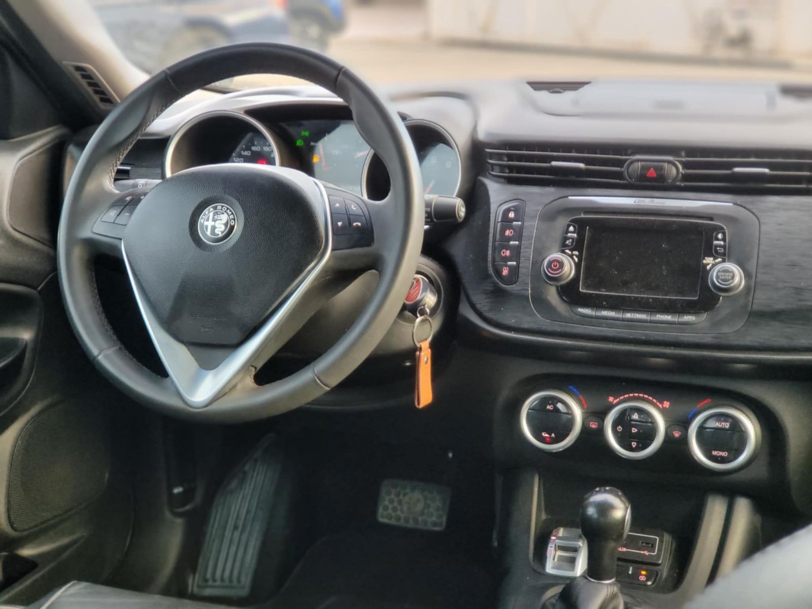 Alfa Romeo Giulietta à Tunis - Photo 11