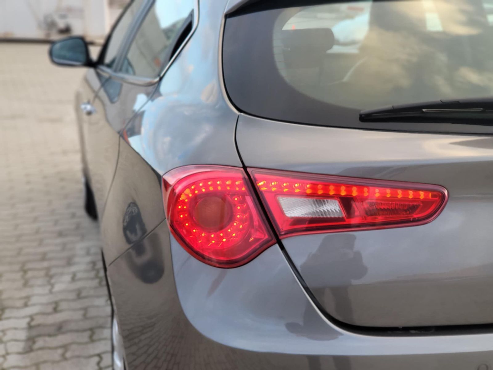 Alfa Romeo Giulietta à Tunis - Photo 8