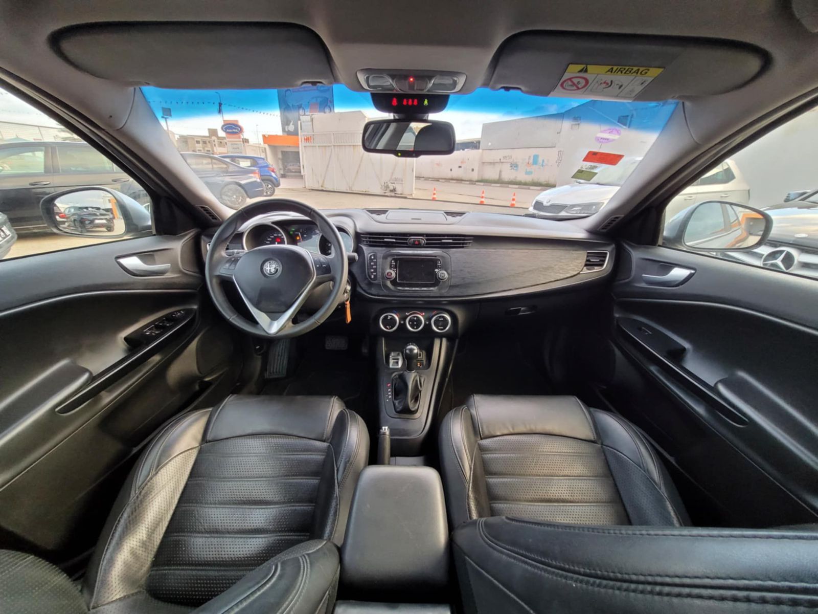Alfa Romeo Giulietta à Tunis - Photo 3