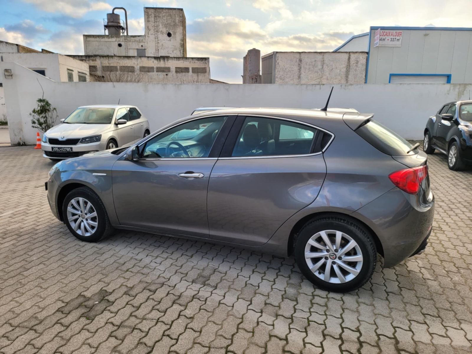 Alfa Romeo Giulietta à Tunis - Photo 1