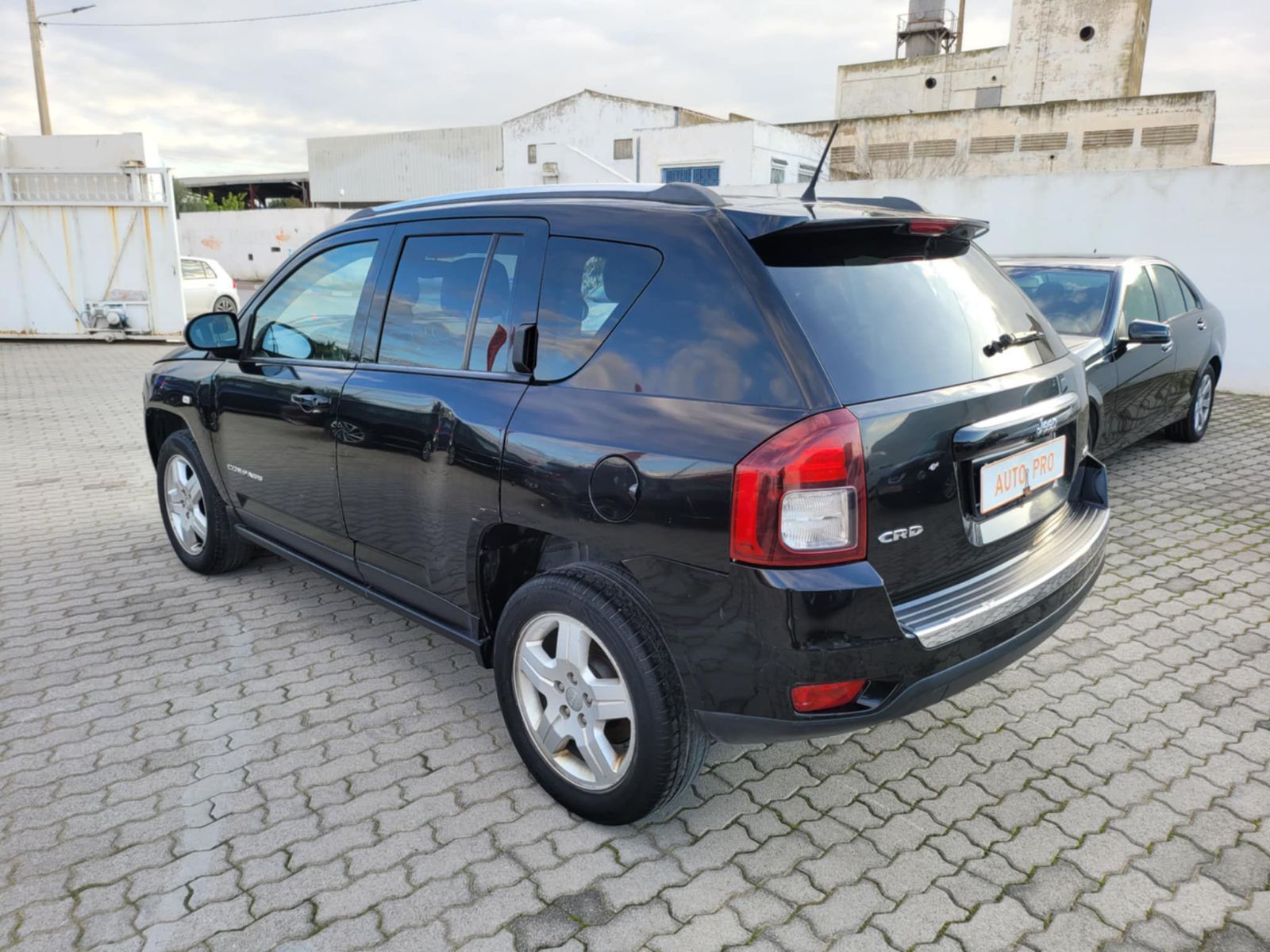 Jeep Compass à Tunis - Photo 4