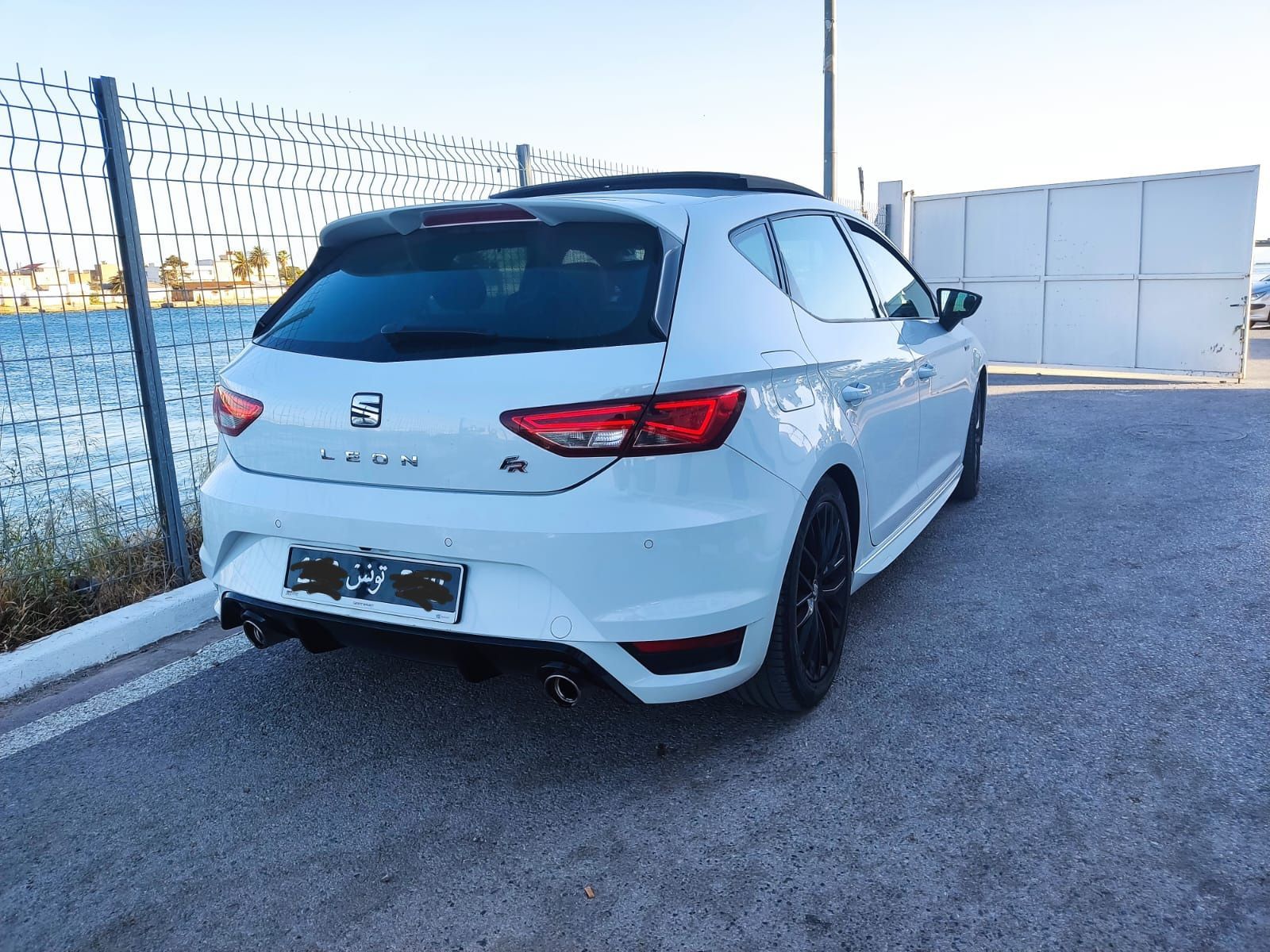 Seat Leon Style Plus à Tunis - Photo 2