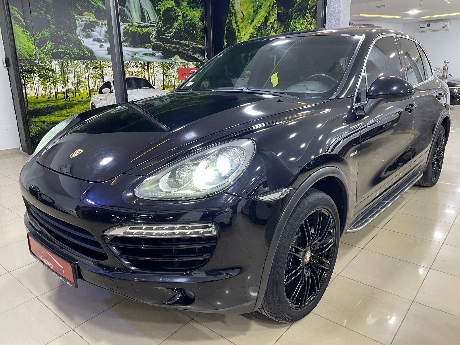 Porsche Cayenne à Ariana - Photo 1
