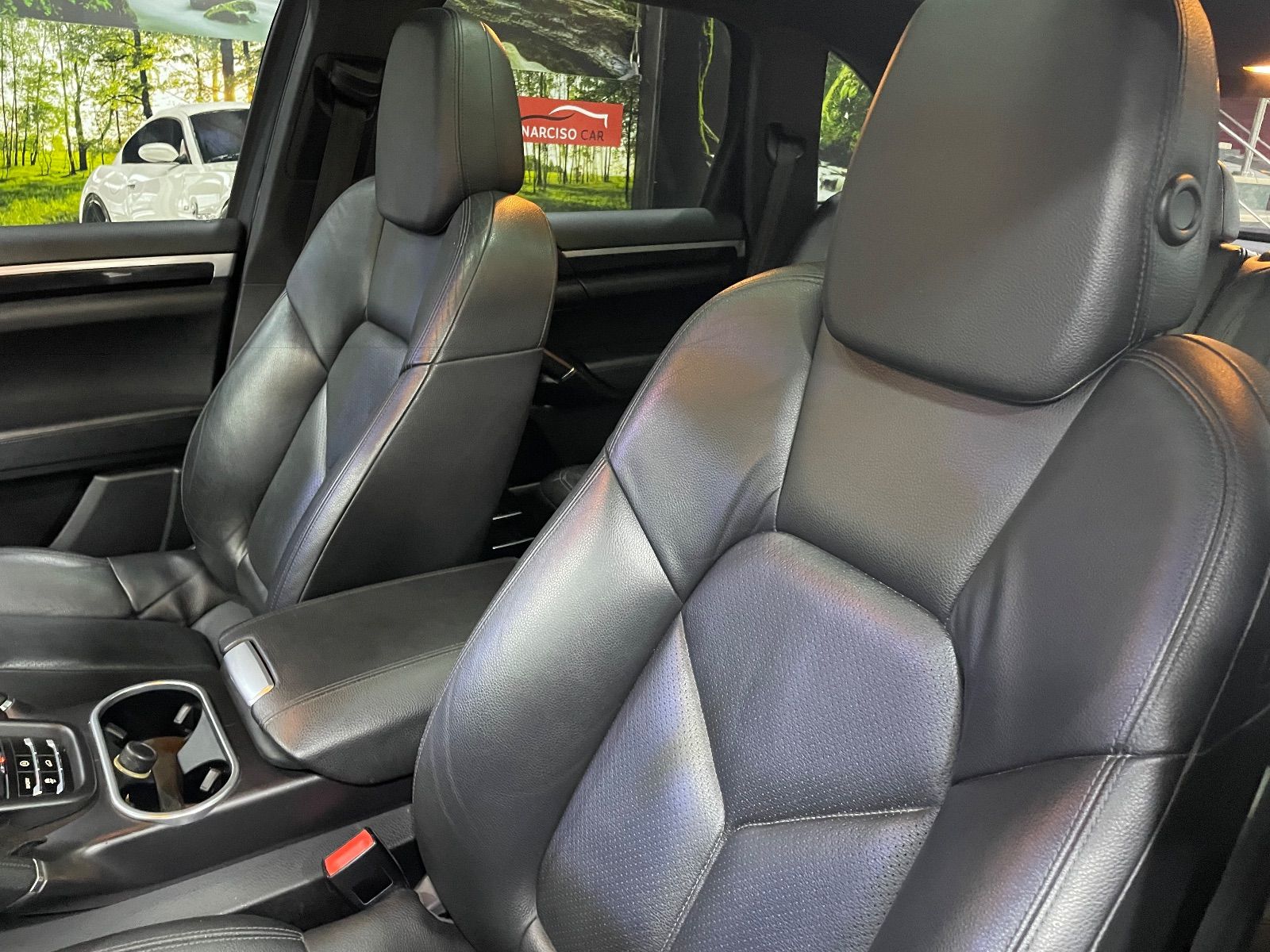 Porsche Cayenne à Ariana - Photo 3