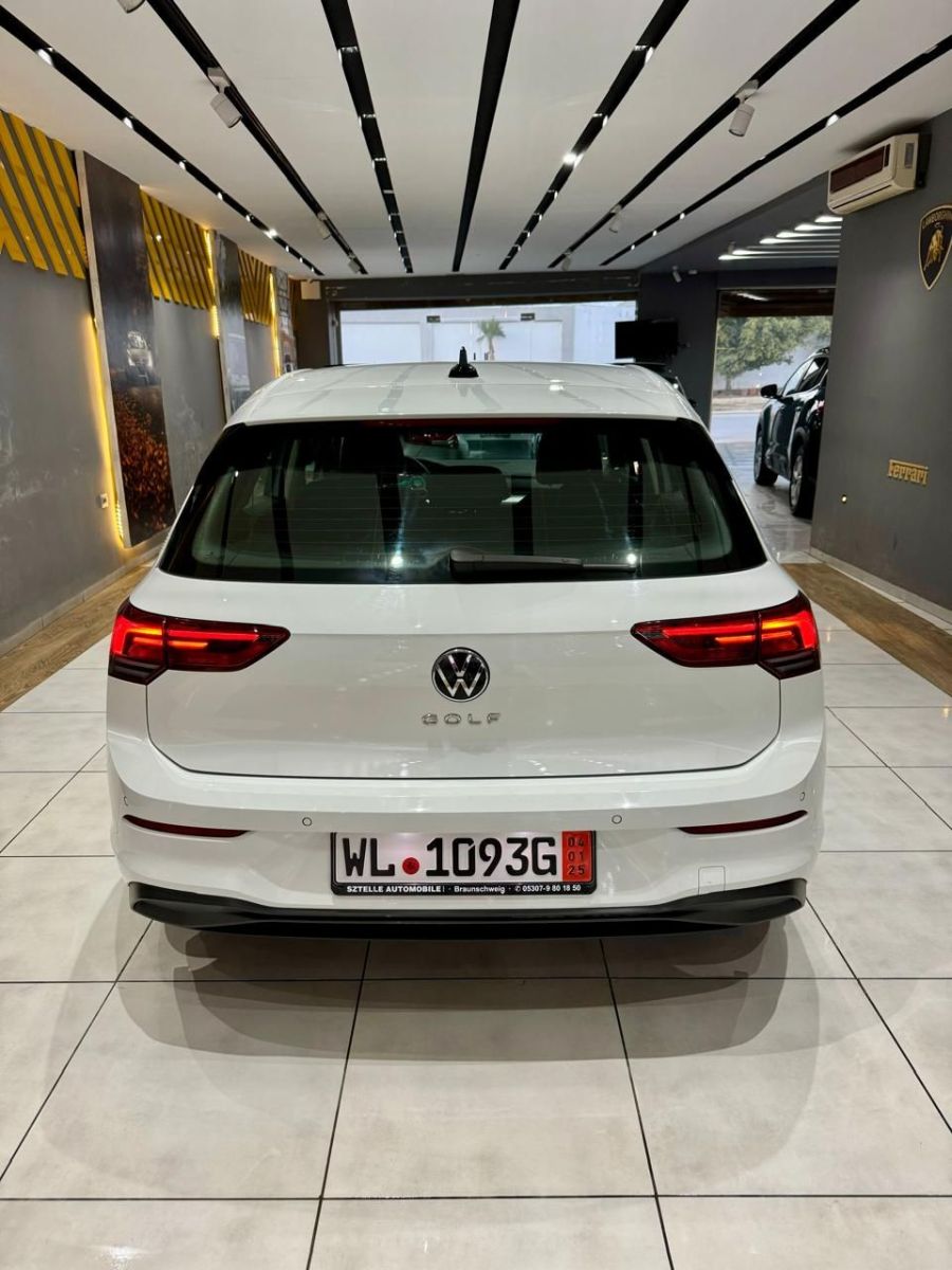 Volkswagen Golf 8 à Nabeul - Photo 3