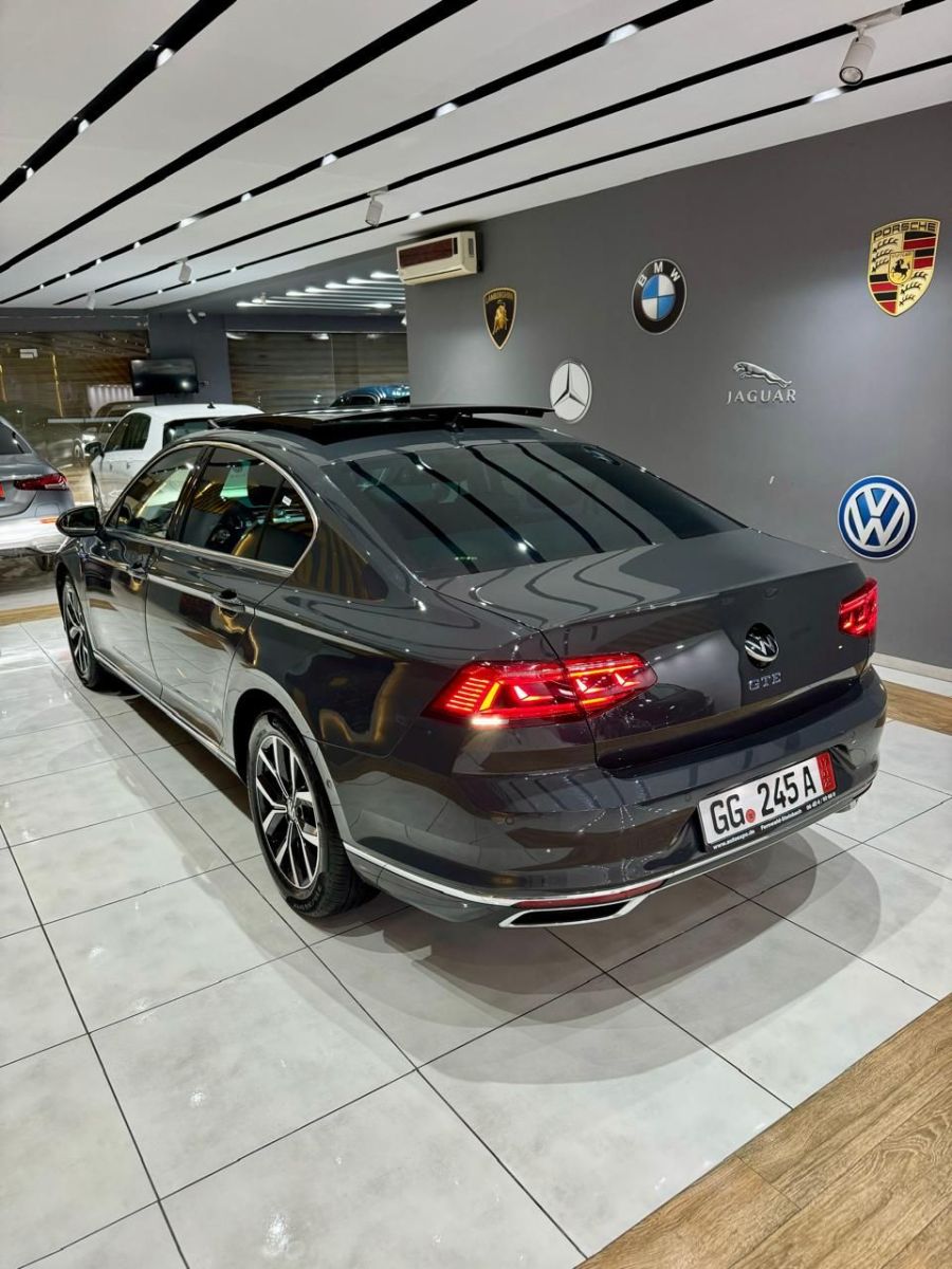Volkswagen Passat R-Line à Ariana - Photo 5