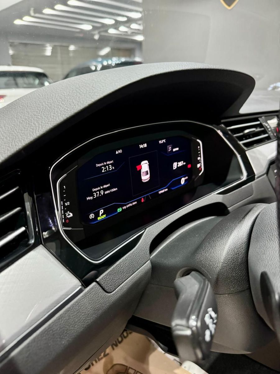 Volkswagen Passat R-Line à Ariana - Photo 26