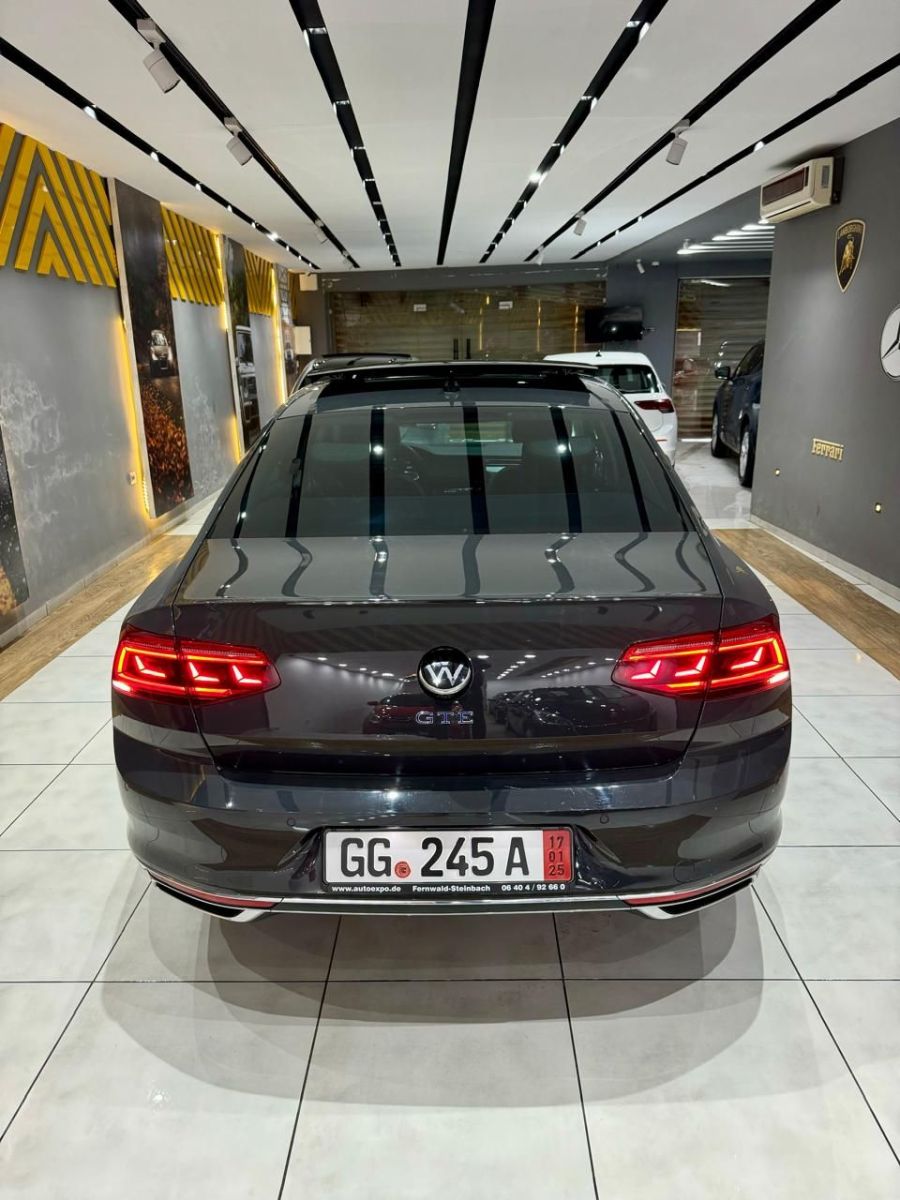 Volkswagen Passat R-Line à Ariana - Photo 4