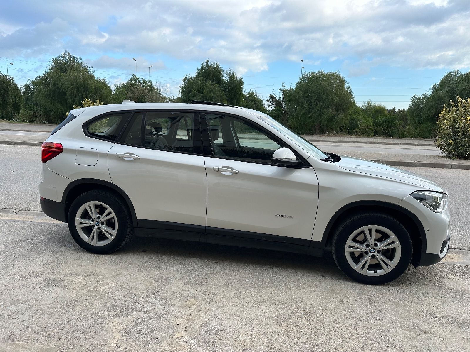 BMW X1 xLine à Tunis - Photo 3