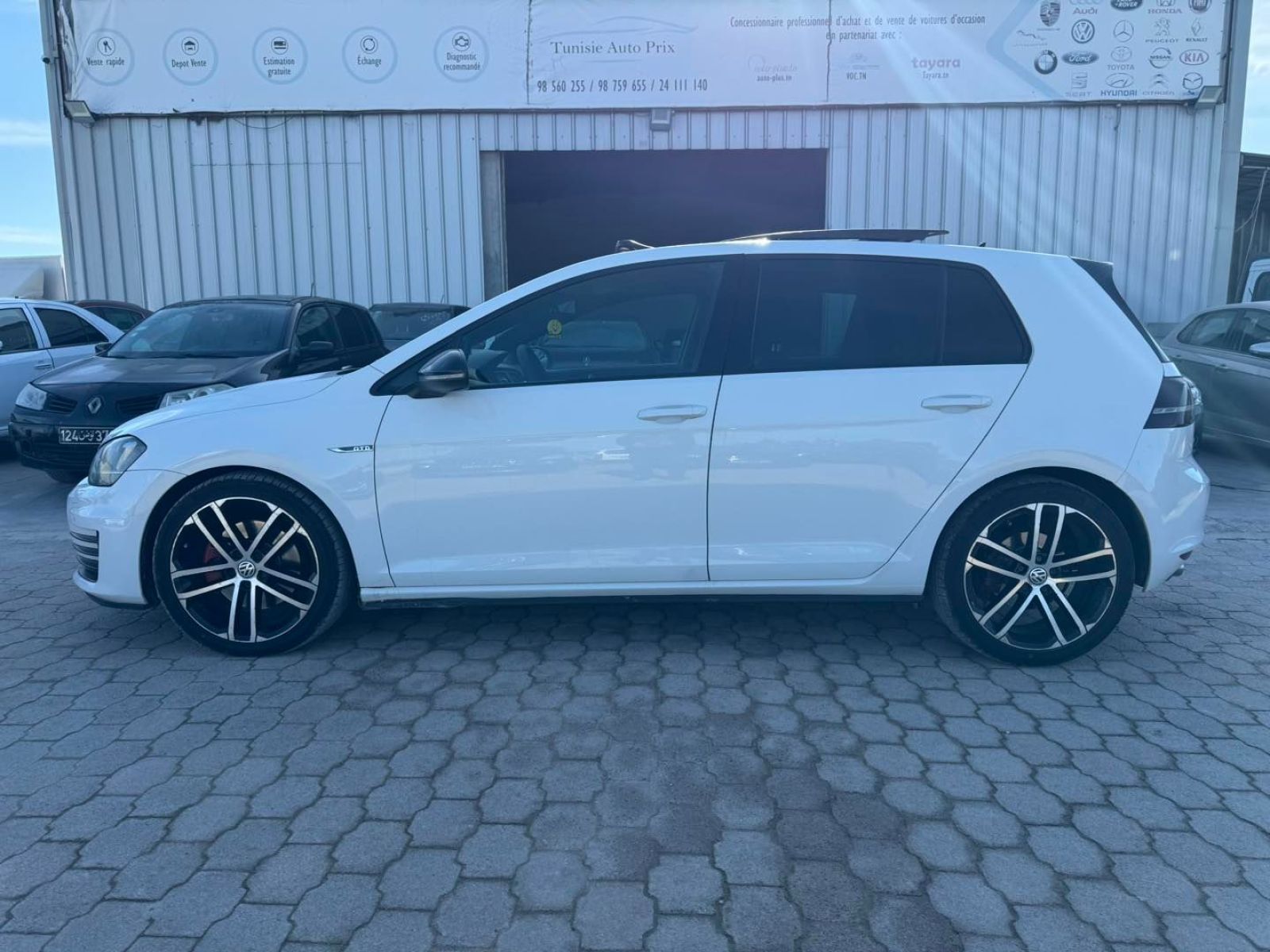 Volkswagen Golf 7 GTI à Tunis - Photo 1