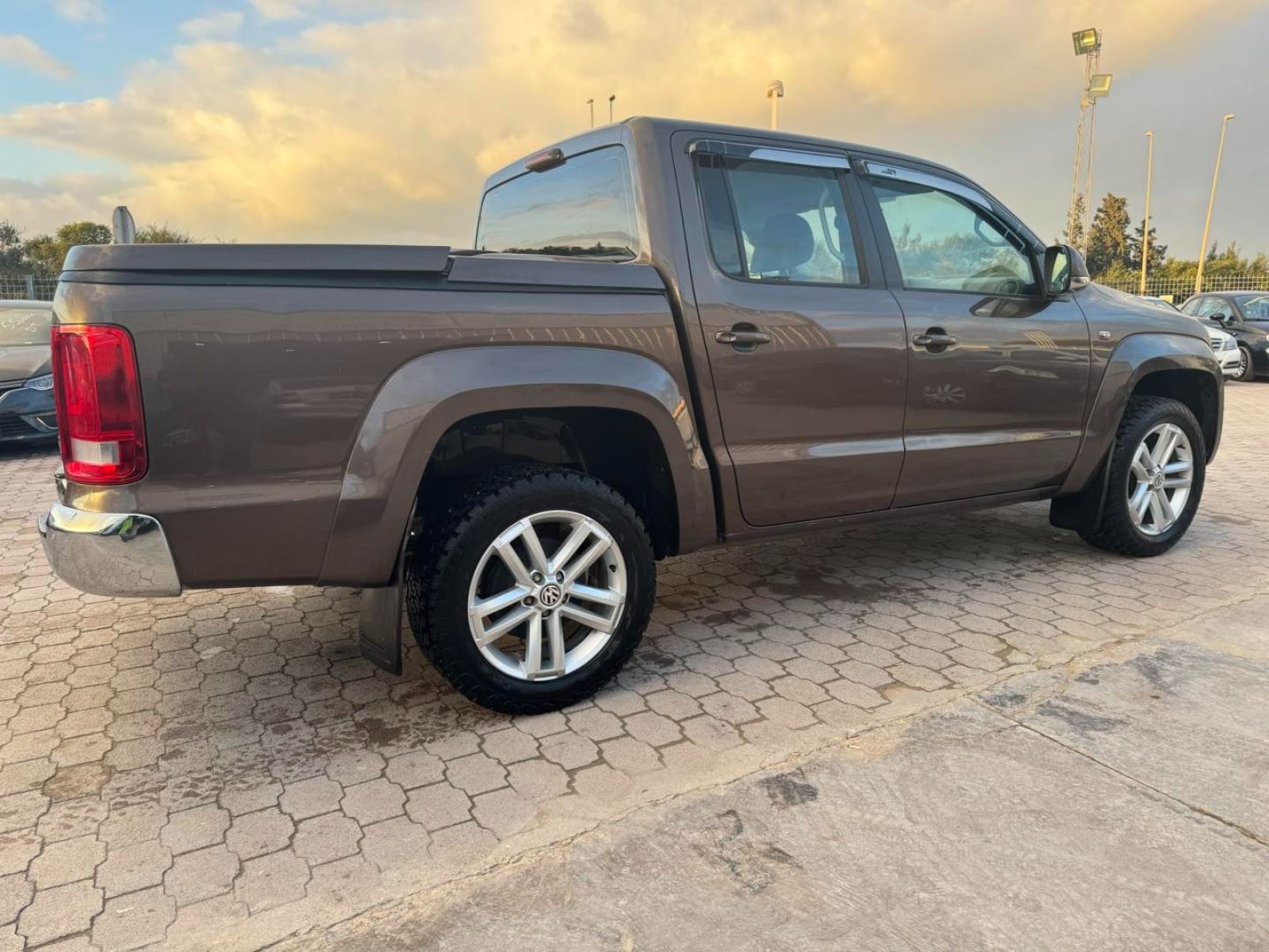 Volkswagen Amarok à Ben Arous - Photo 5